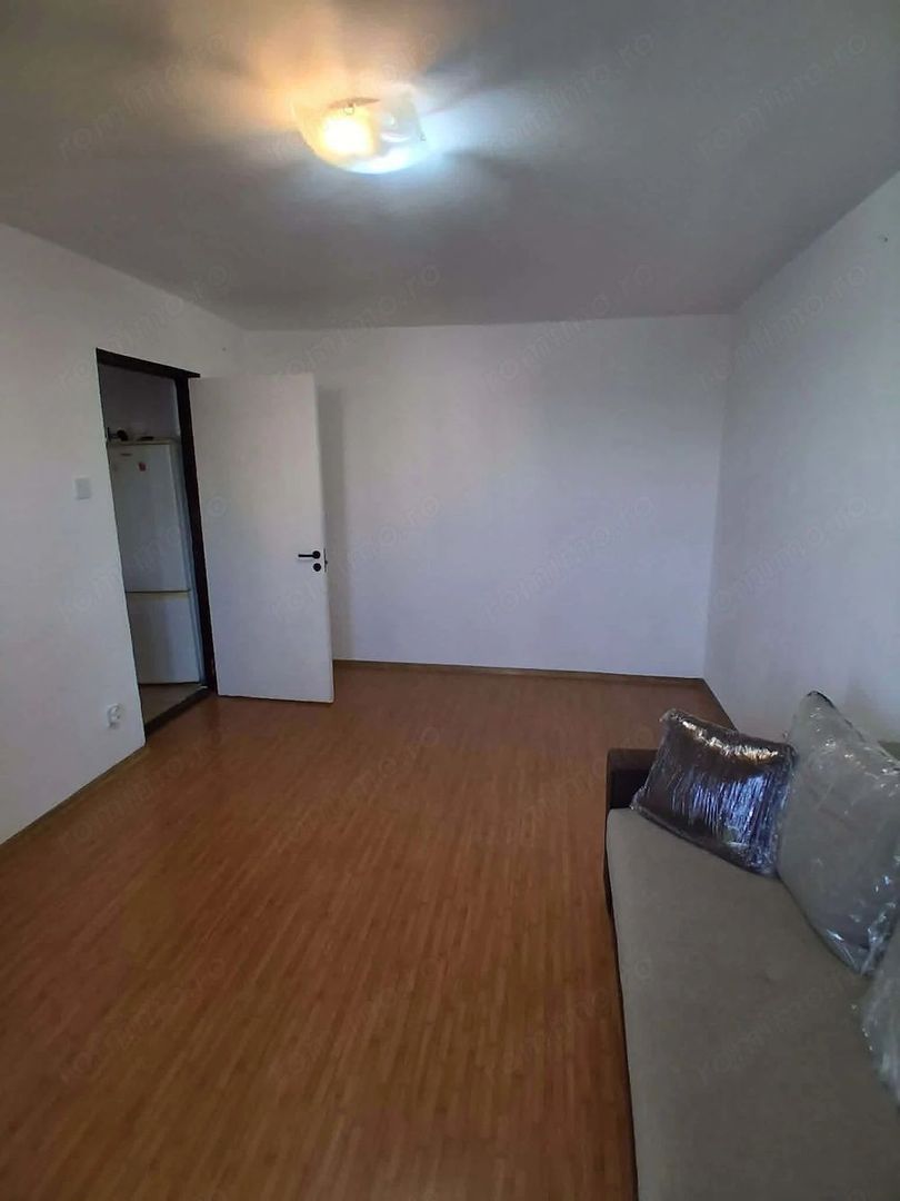 Apartament 2 camere de vânzare Veteranilor - Poză 6