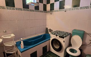 Casa de vanzare cu teren mare pe Ady Endre Aradul nou - Poză 14