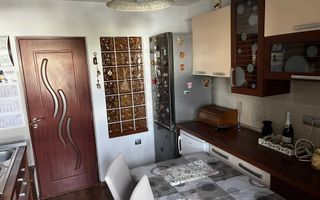 Închiriez apartament 2 camere. - Poză 8