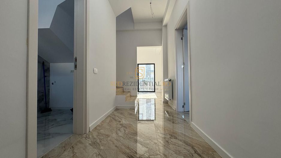 Vila Tip Duplex, mutare imediată, teren 209 mp, comision zero. - Poză 10