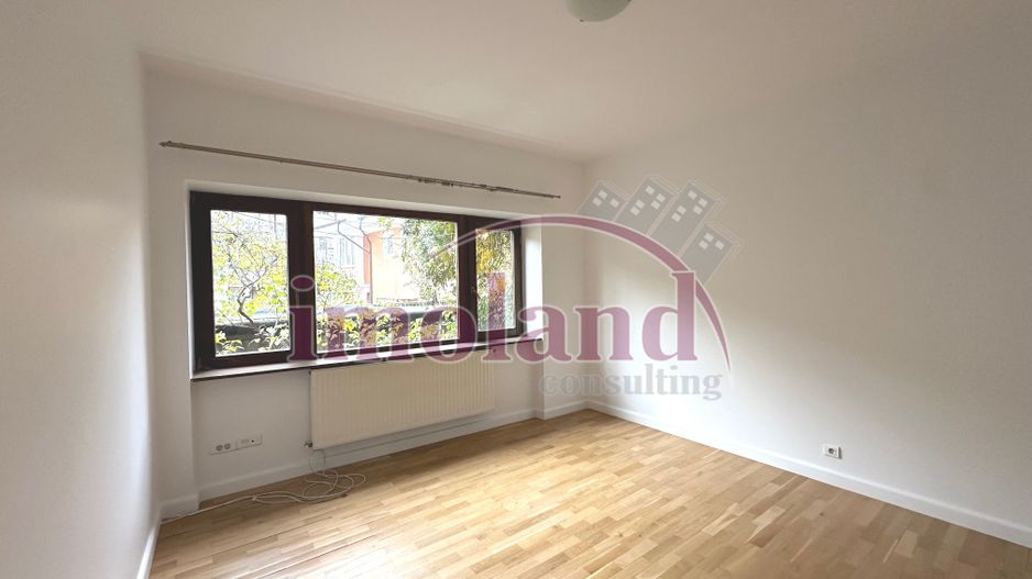 Vanzare Parter Inalt in Vila - Primaverii - Poză 1