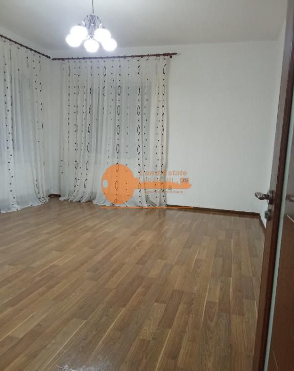 Vanzare 2 camere in Vila Uverturii ( constructie 2009 ) - Poză 4