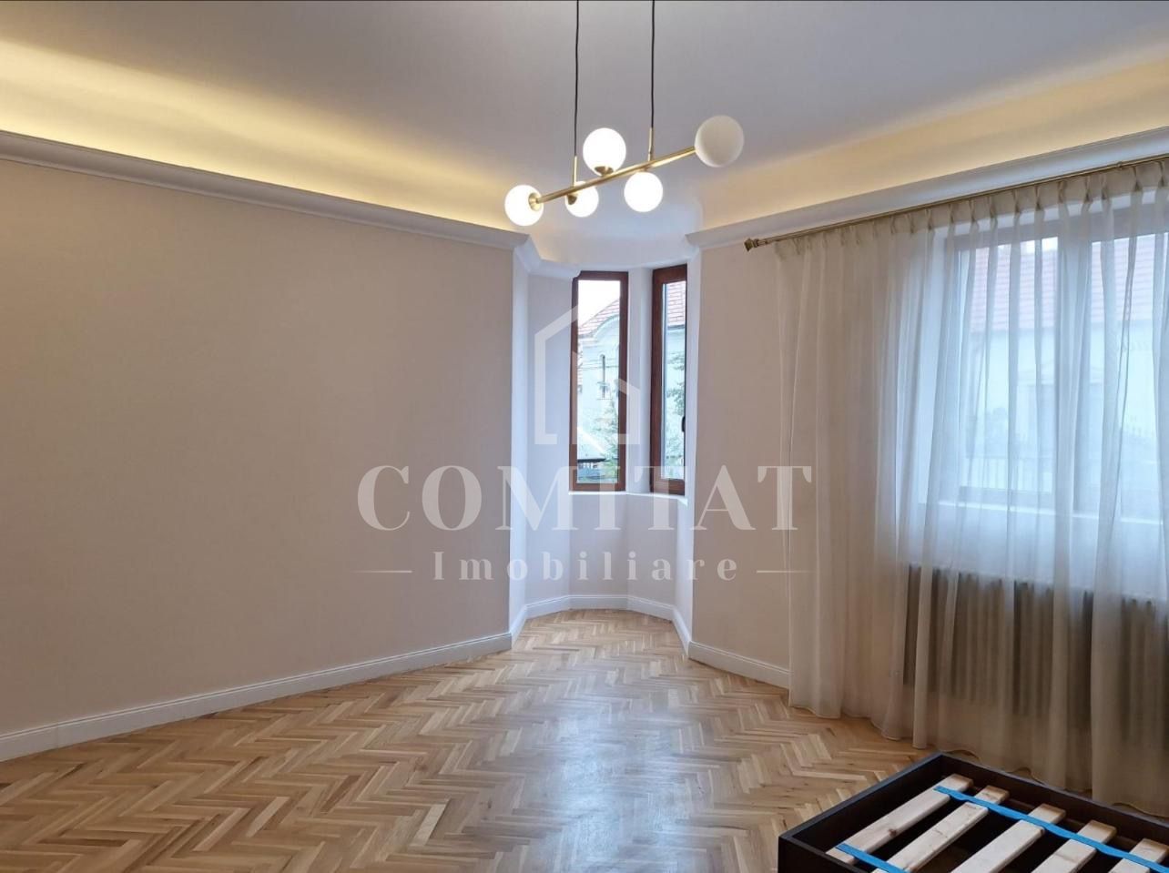 Casa finisată modern | 3 camere | Andrei Mureșanu - Poză 3