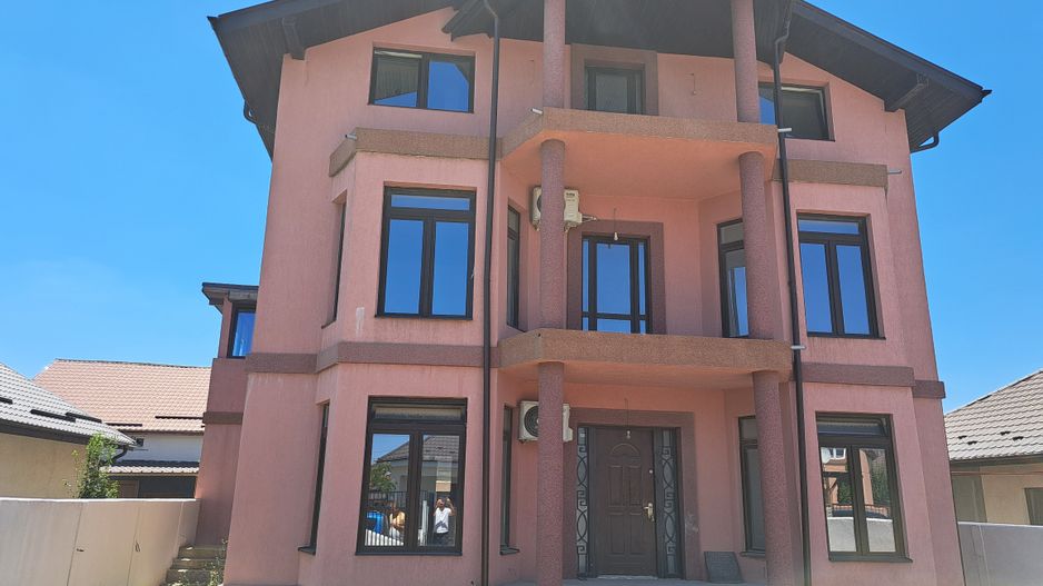 Casa P+1+mansarda 320 mp + teren 368 mp - Pantelimon - Poză 3