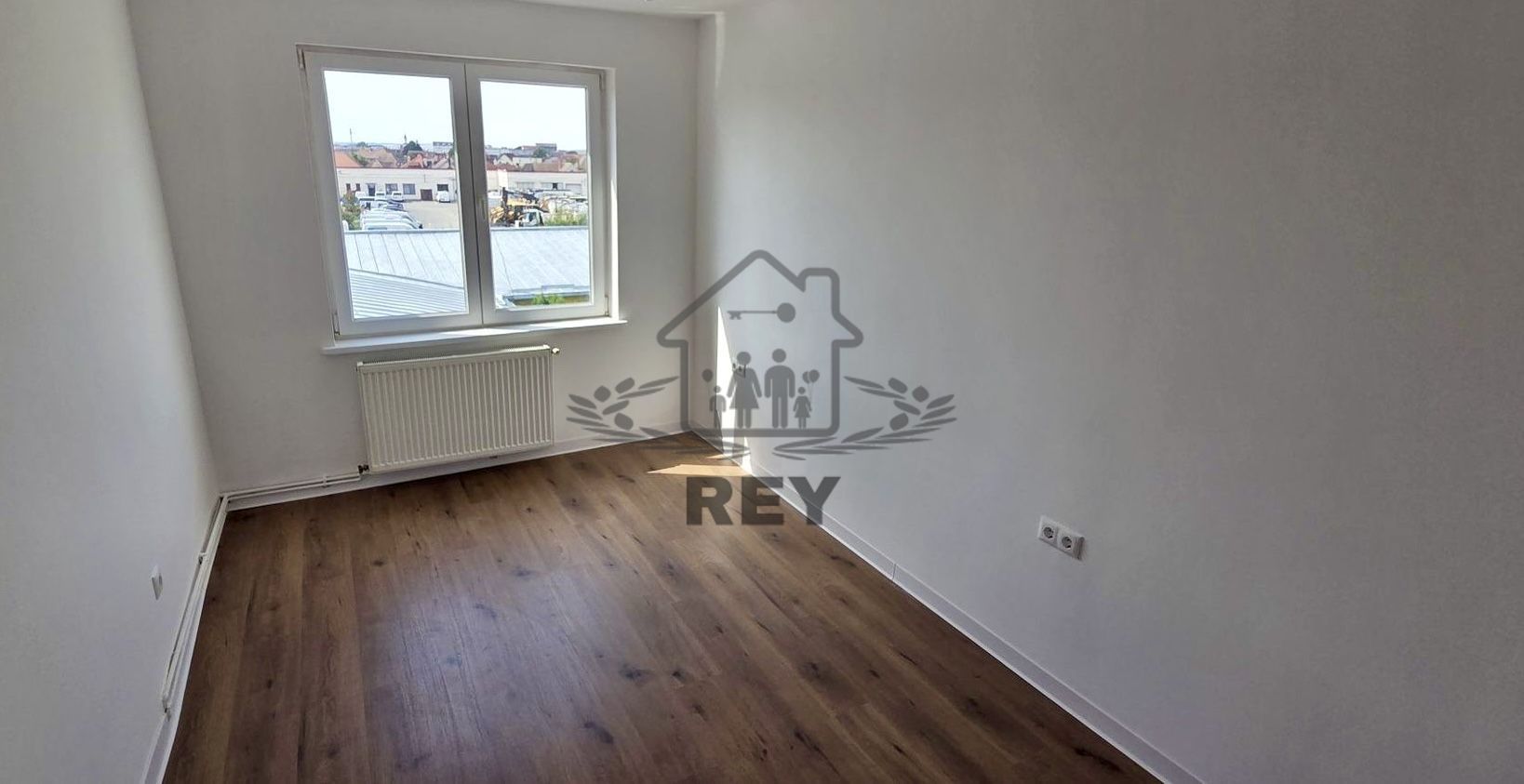 Apartament 2 camere de vanzare zona Terezian | Central - Poză 1