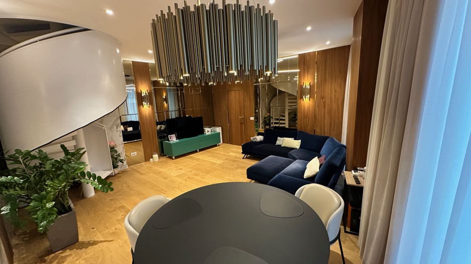 Apartament pe 2 niveluri - Poză 14