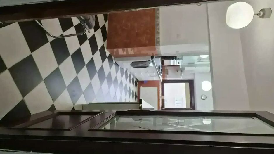 Apartament 3 camere Decebal, spatios 98 mp, vedere mixta, etaj 5 - Poză 3