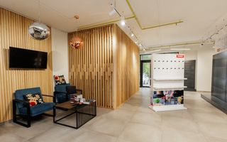 Vânzare, spațiu comercial, amplasat în Ungheni, pe str. Mihai Eminescu - Poză 59