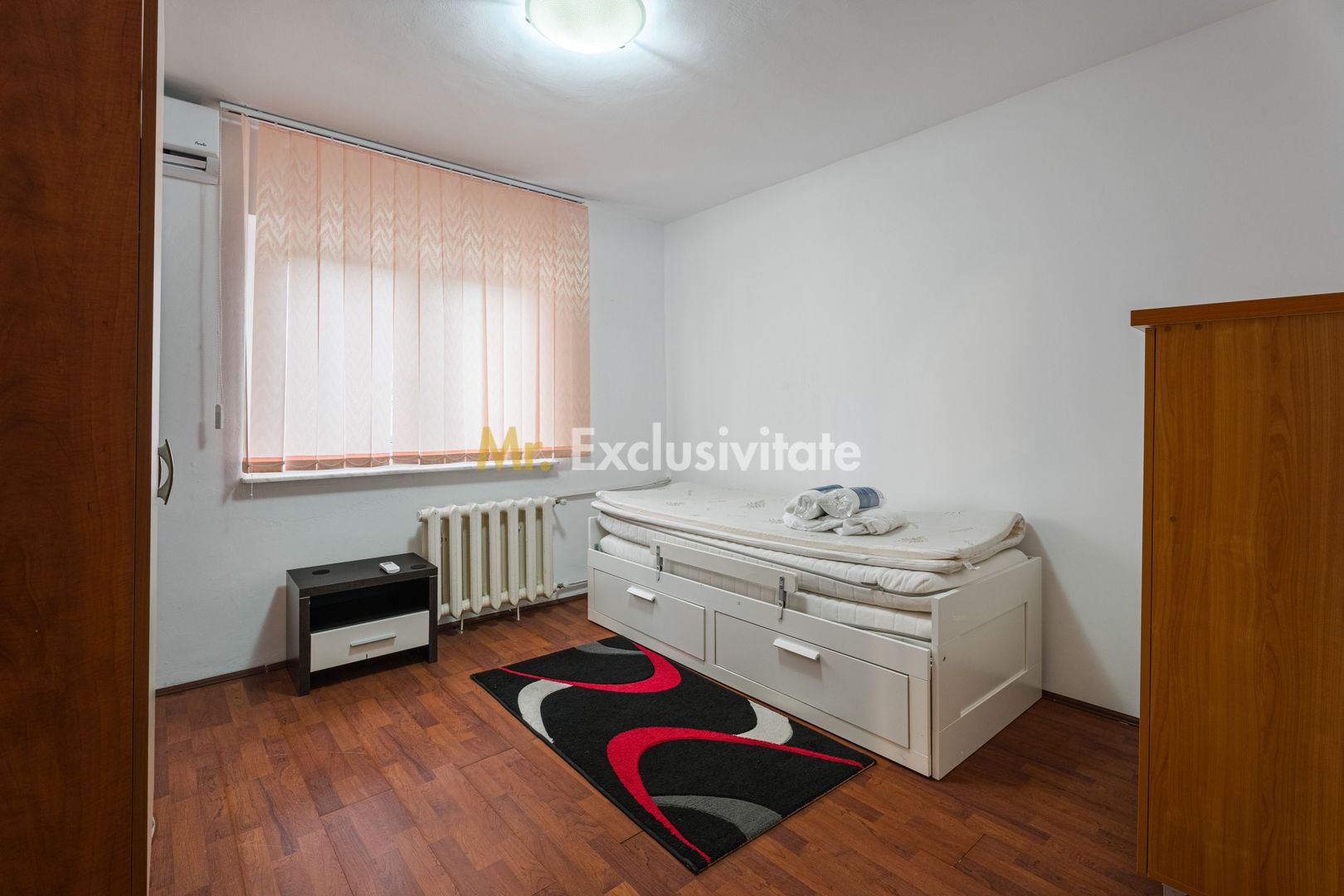 4 camere cu boiler, 13 Septembrie - Poză 5