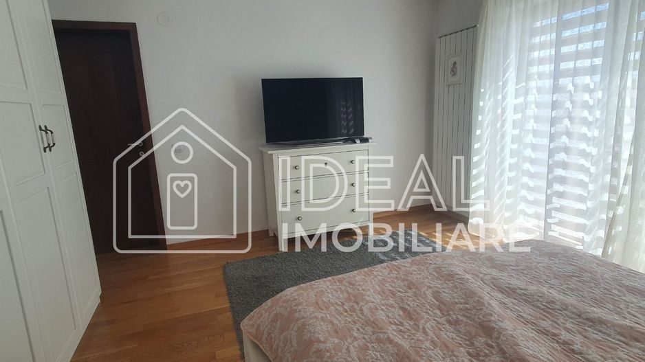 Vila Individuala cu 8 camere si gradina, in Selimbar - Poză 7