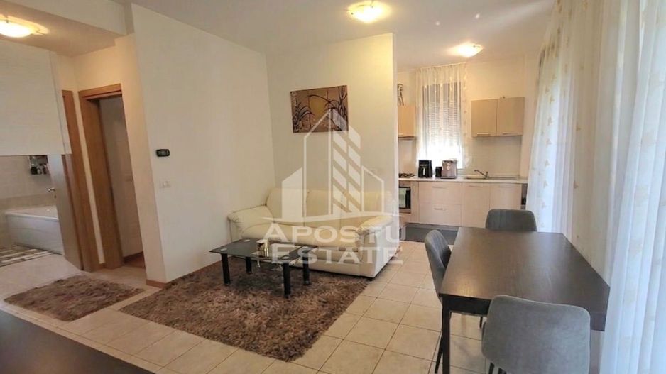 Vând apartament - Poză 1