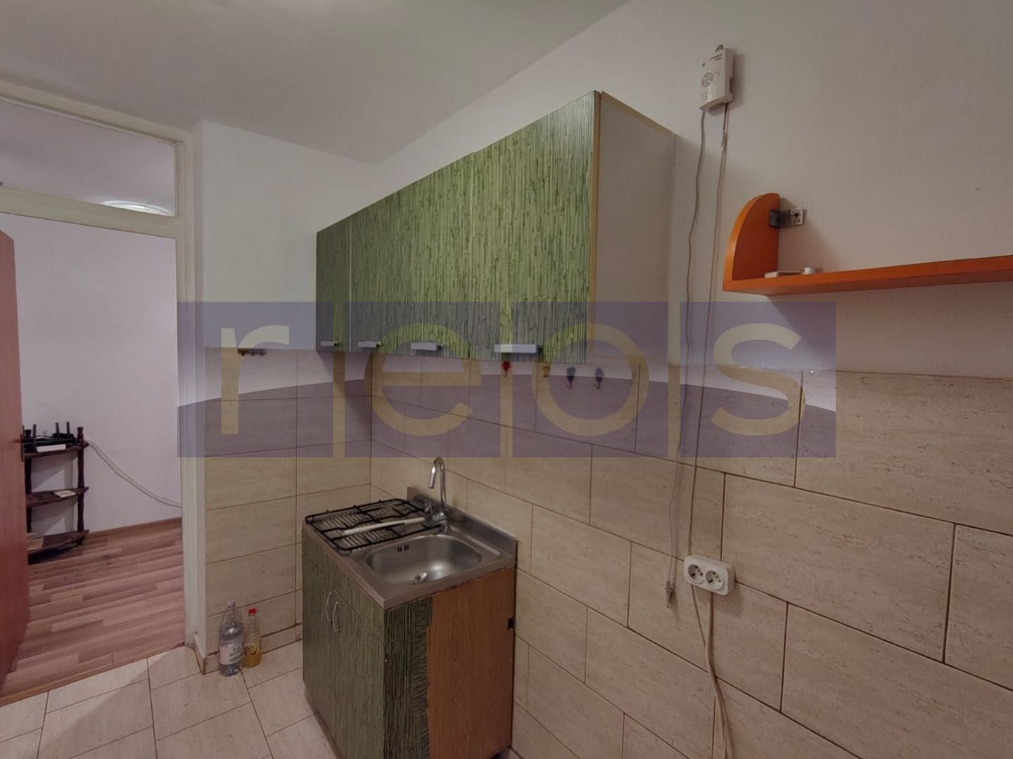 VANZARE GARSONIERA SPATIOASA I LIBERA I METROU I VALEA IALOMITEI - Poză 8