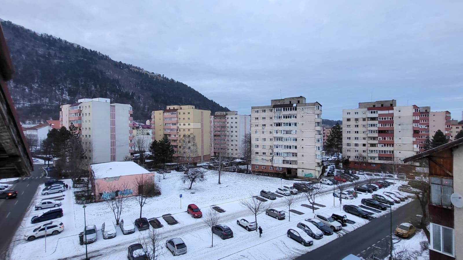 Exclusivitate - Imobil situat lângă pădure - Poză 8