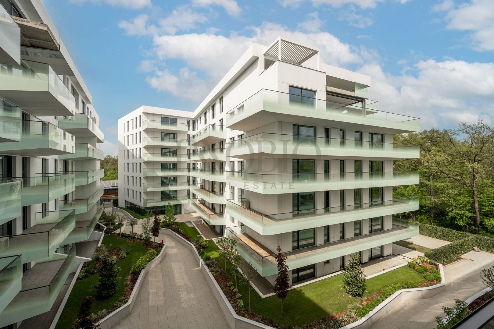 Apartament 4 Camere | Pines Residence | 2 Locuri de Parcare - Poză 1
