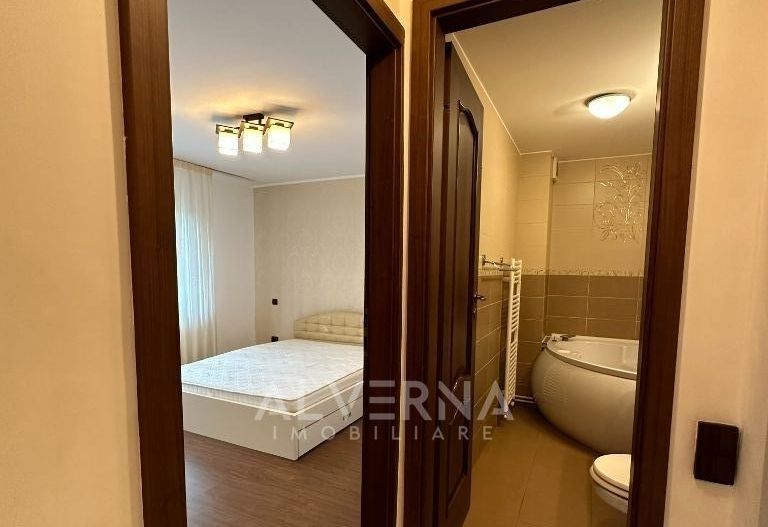 Apartament 3 camere | decomandat | 74 mp | garaj I boxa I Plopilor - Poză 6