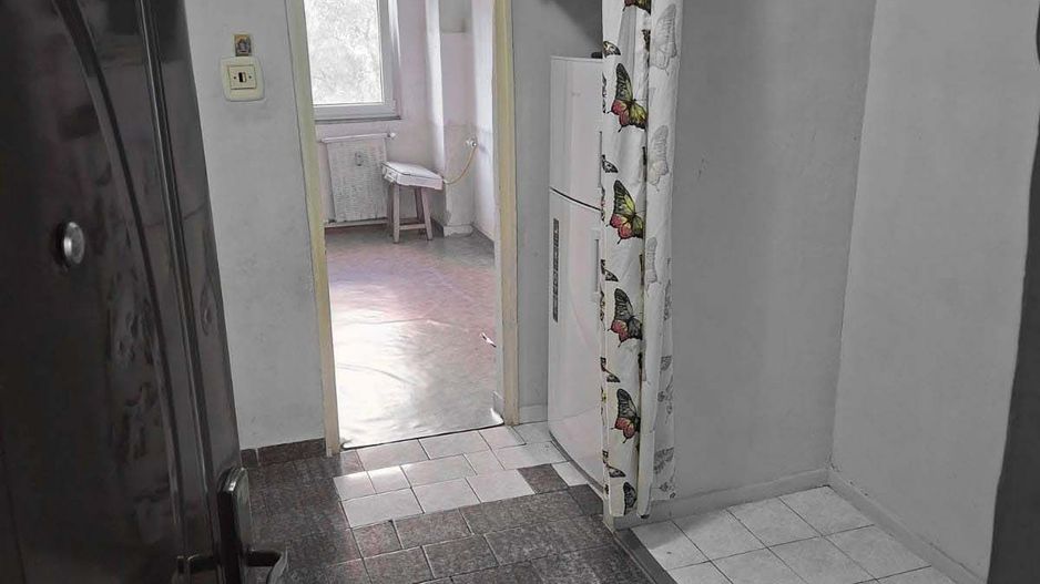 Vanzare Garsoniera spatioasa in Titan, 42mp, 10 min metrou, bloc 1986 - Poză 7