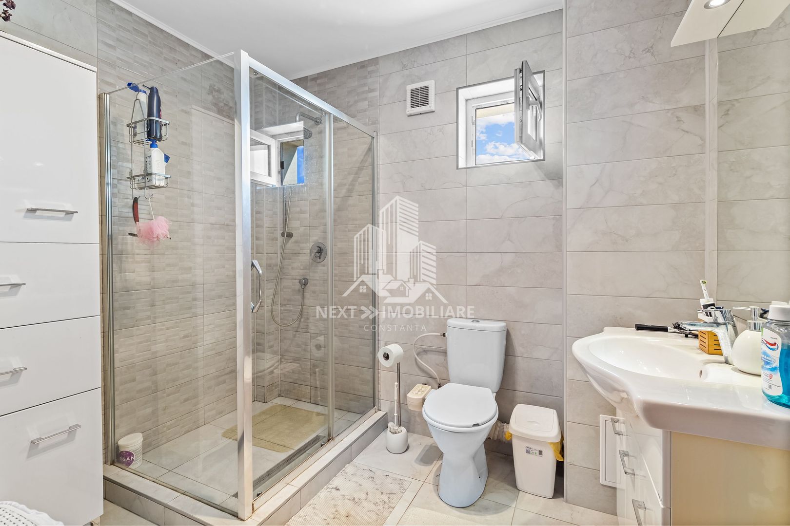 Vila S+P+2E+ M, garaj si spatiu comercial, Km4-5 - Poză 13