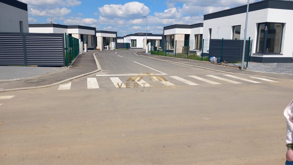 Case Vile-2/ 3- camere de inchiriat Berceni /Ilfov-Mega Parc - Poză 2