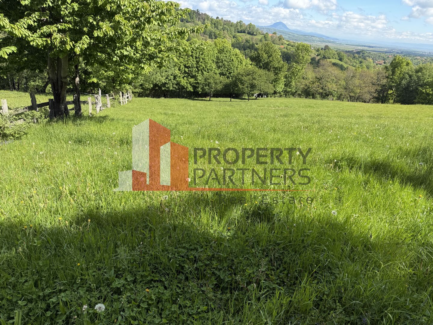 Teren Bran Sohodol 6700 mp - Poză 4