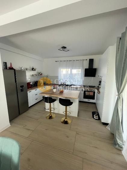 Casa Miroslava P+1 mobilata si utilata - Poză 6