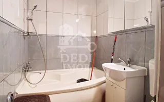 Apartament cu 3 camere de inchiriat zona Rogerius, Oradea - Poză 13