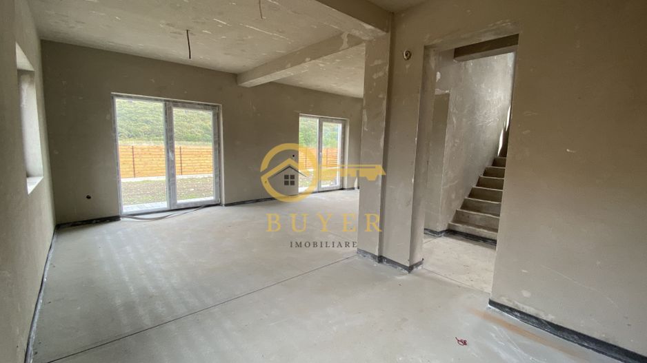 Casa intabulata, finisata LA GRI- Talmaciu, zona cu peisaj superb - Poză 3