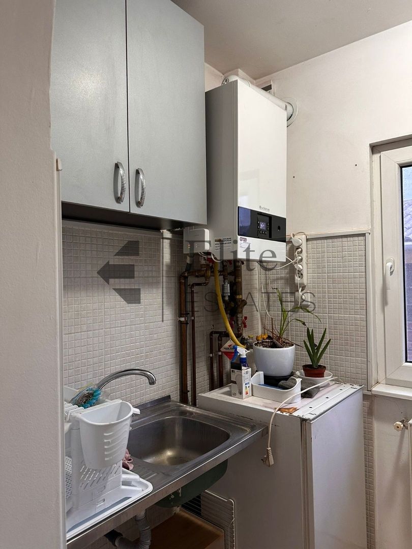 Spatiu cu 4 birouri cu teren de 3000mp - Poză 11