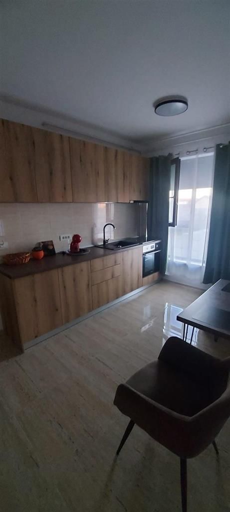 1 camera parter loc de parcare BLOC NOU-Benzinaria ESSO - Poză 11