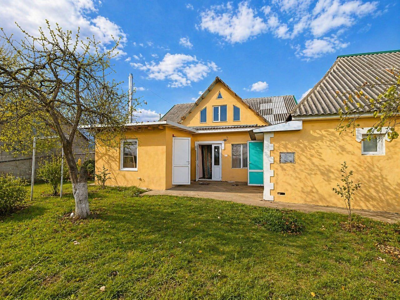 Casă 157,4 m² cu teren 15,3 ari – Holercani - Poză 6