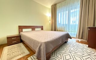 Apartament 3 camere decomandat+ loc de parcare - Centrul Vechi - Poză 2