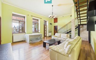 Apartament pe 3 niveluri - ultracentral, Arad - Poză 4