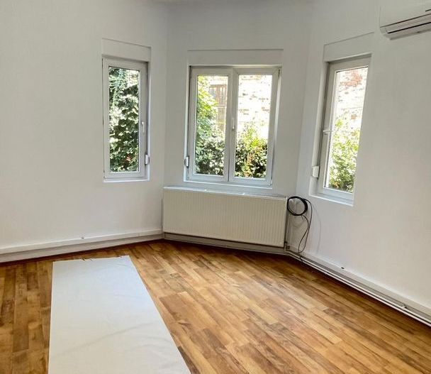 APARTAMENT IN VILA PARCARE ZONA UNIRIII - Poză 1