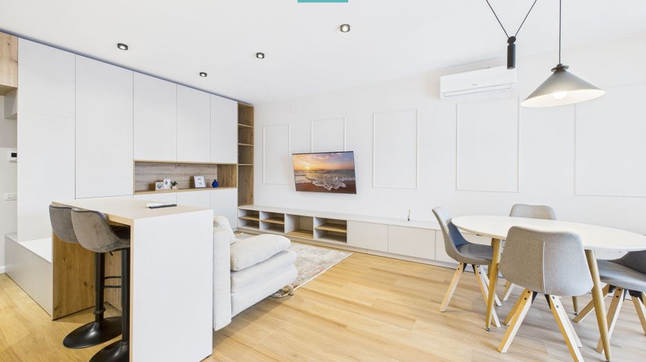 Apartament spațios, vedere și facilități premium - Poză 10