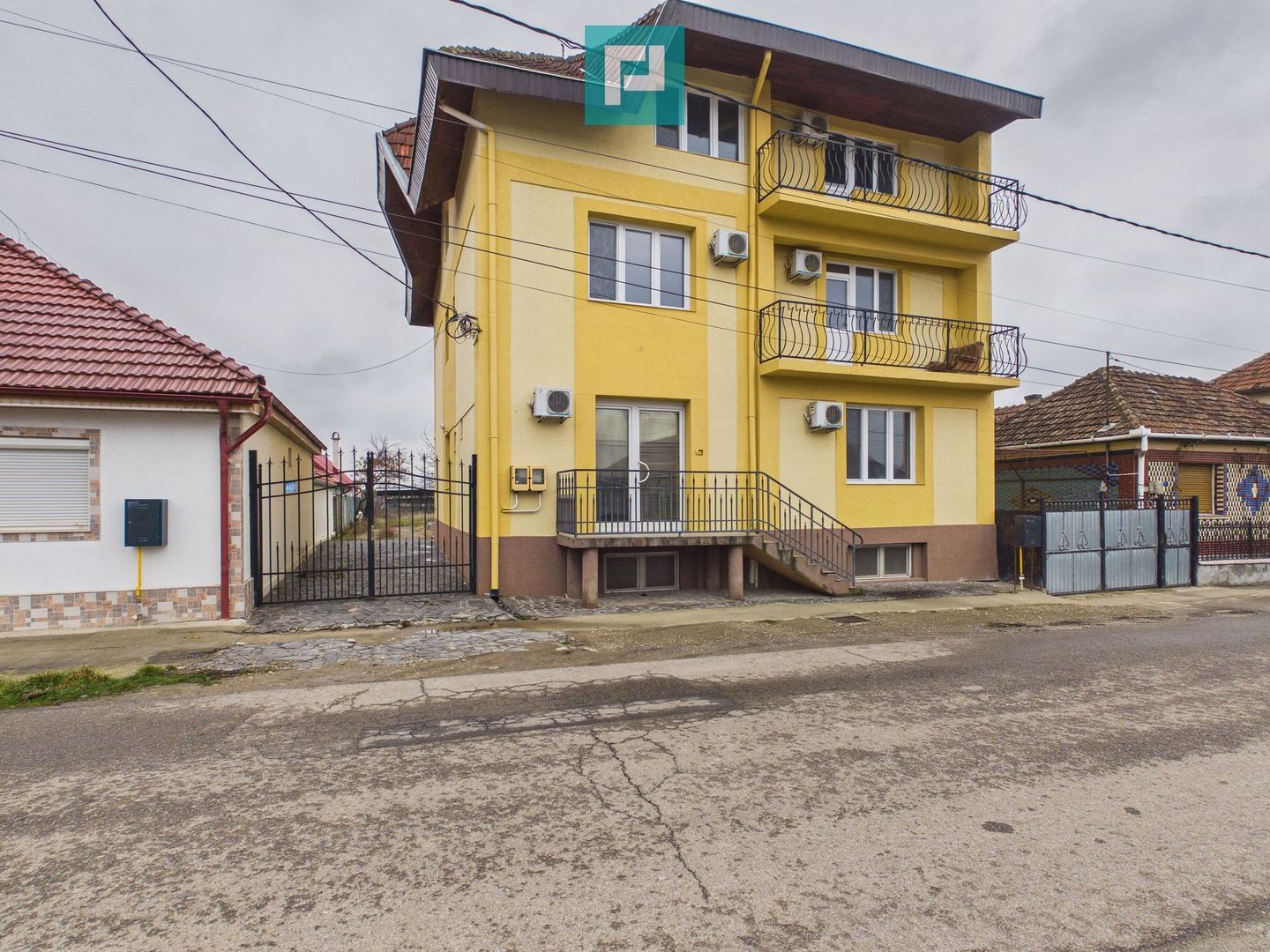 Casă în zona turistică maximă, Băile 1 Mai, Oradea - Poză 31