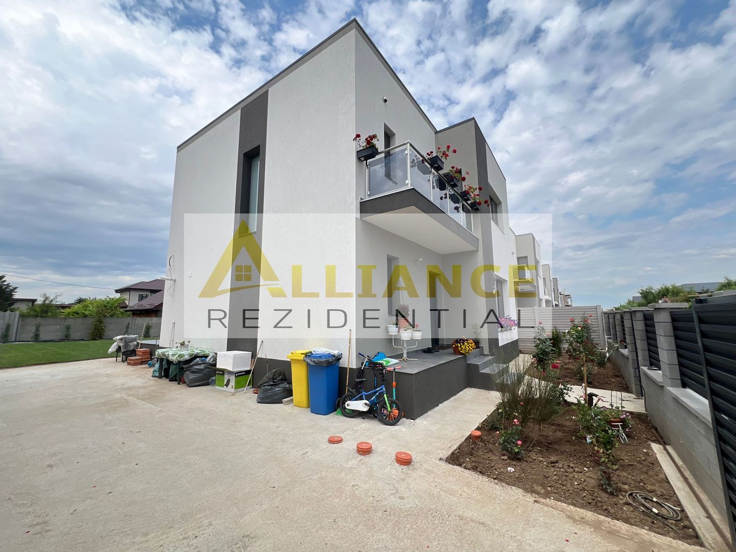 Vila mediteraneana - 4 camere - 2 bai - beci- incalzire pardoseala - Poză 3