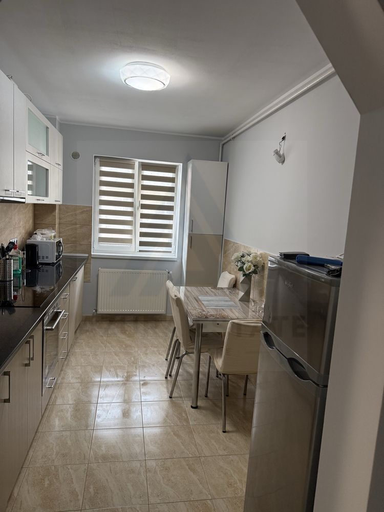 Apartament modern 50 mp utili etaj 2 lift si parcare privata Terezian - Poză 4