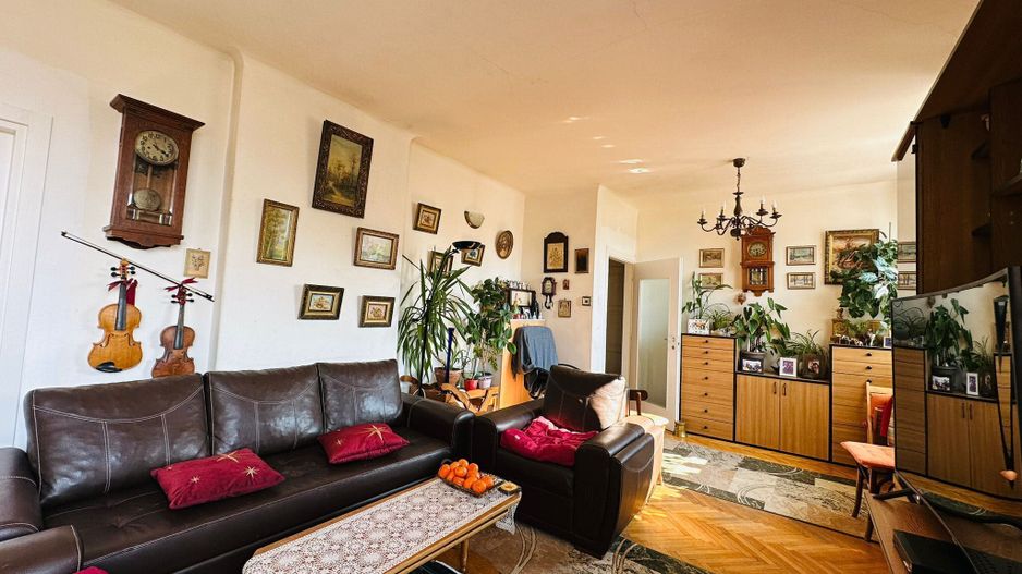 Apartament 4 camere - Dacia -  Strada Episcop Radu - Poză 1