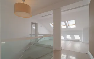 VILĂ CU PISCINĂ | Școala Americana - Poză 20
