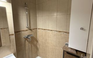 Garsoniera.  Etaj 1.  Calea Vacaresti. La 6 min de metrou Timpuri Noi. - Poză 5