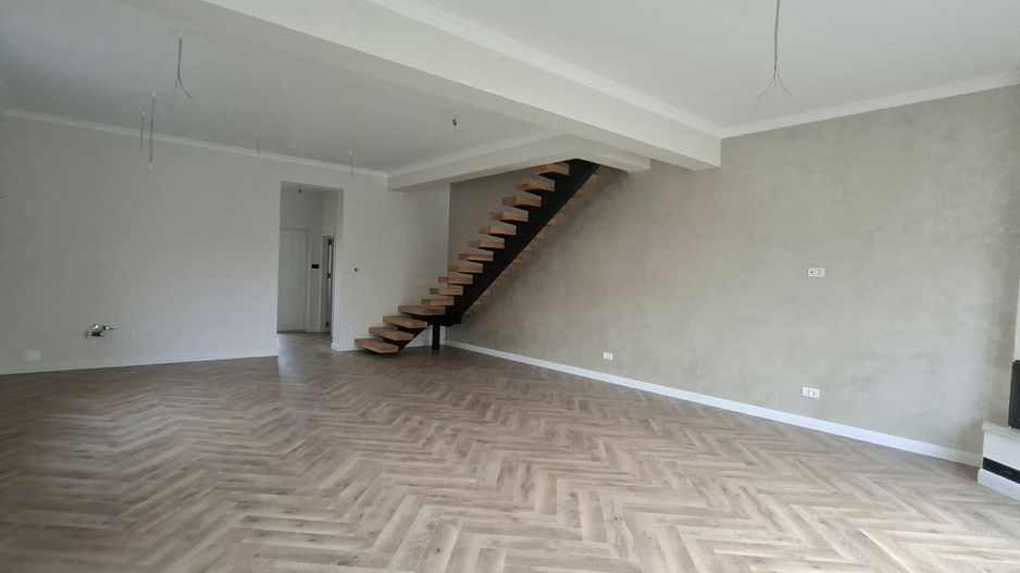 Duplex cu 4 camere - Parcul central Dumbravita - Poză 23