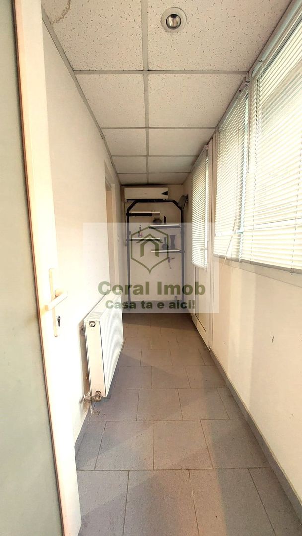 Vanzare casa 6 camere, 3 bai, 3 bucatarii, 2 centrale,  curte individu - Poză 11