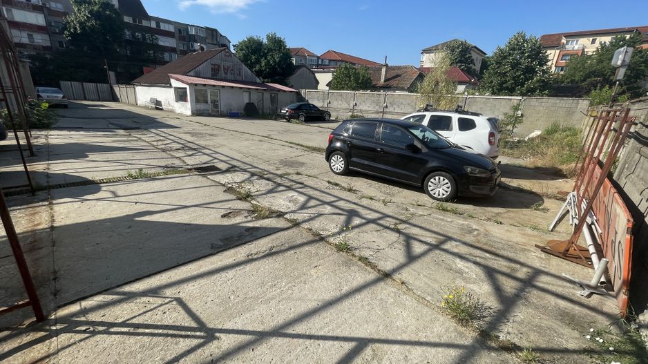 Zona Bucovina | Teren de 900 mp | Asfalt | Toate utilitatile - Poză 3