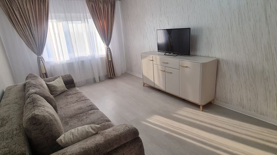 De vanzare apartament apartament cu 2 camere,  Micro 16, etaj 4, 72.000 E - Poză 1