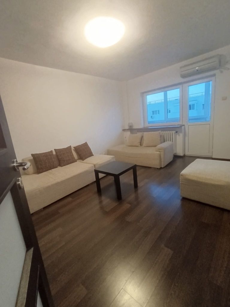 De închiriat 3 camere decomandat, 2 băi, metrou 1 Decembrie - Poză 2