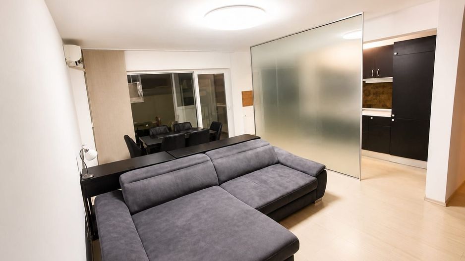 Apartament 2 camere | 18 min metrou Valea Ialomitei | Centrala Bloc | Parcare - Poză 2