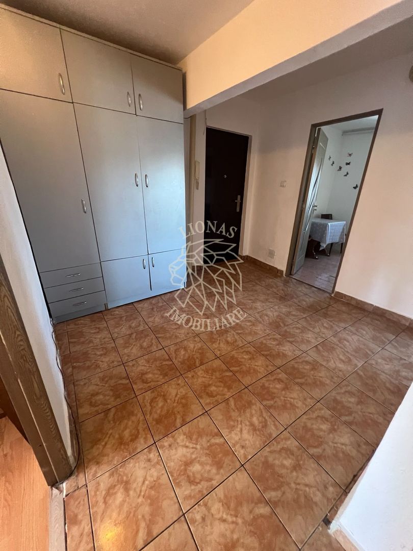 Apartament decomandat 3 camere 64 mp-2 balcoane-Zona Sensul Vechi - Poză 4