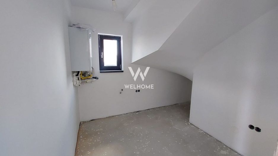 Casa Sibiu -  4 camere, 2 bai, curte - Poză 14