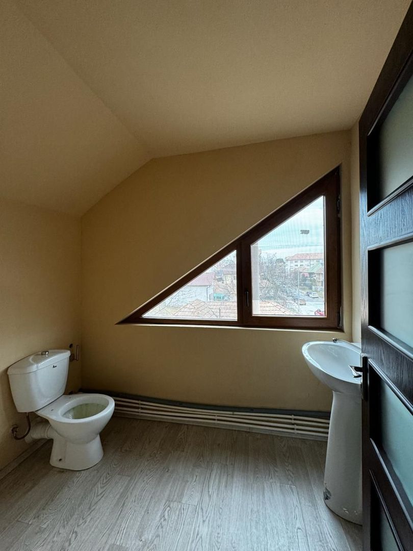 REȘEDINȚĂ EXCLUSIVISTĂ | 8 CAMERE | 4 BĂI | 2 LIVINGURI | TEREN 679 MP - Poză 11