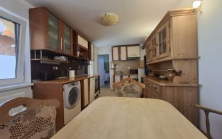 De vânzare casă în Orlat, cu teren generos de 2200 mp și panoramă deosebită! - Poză 5