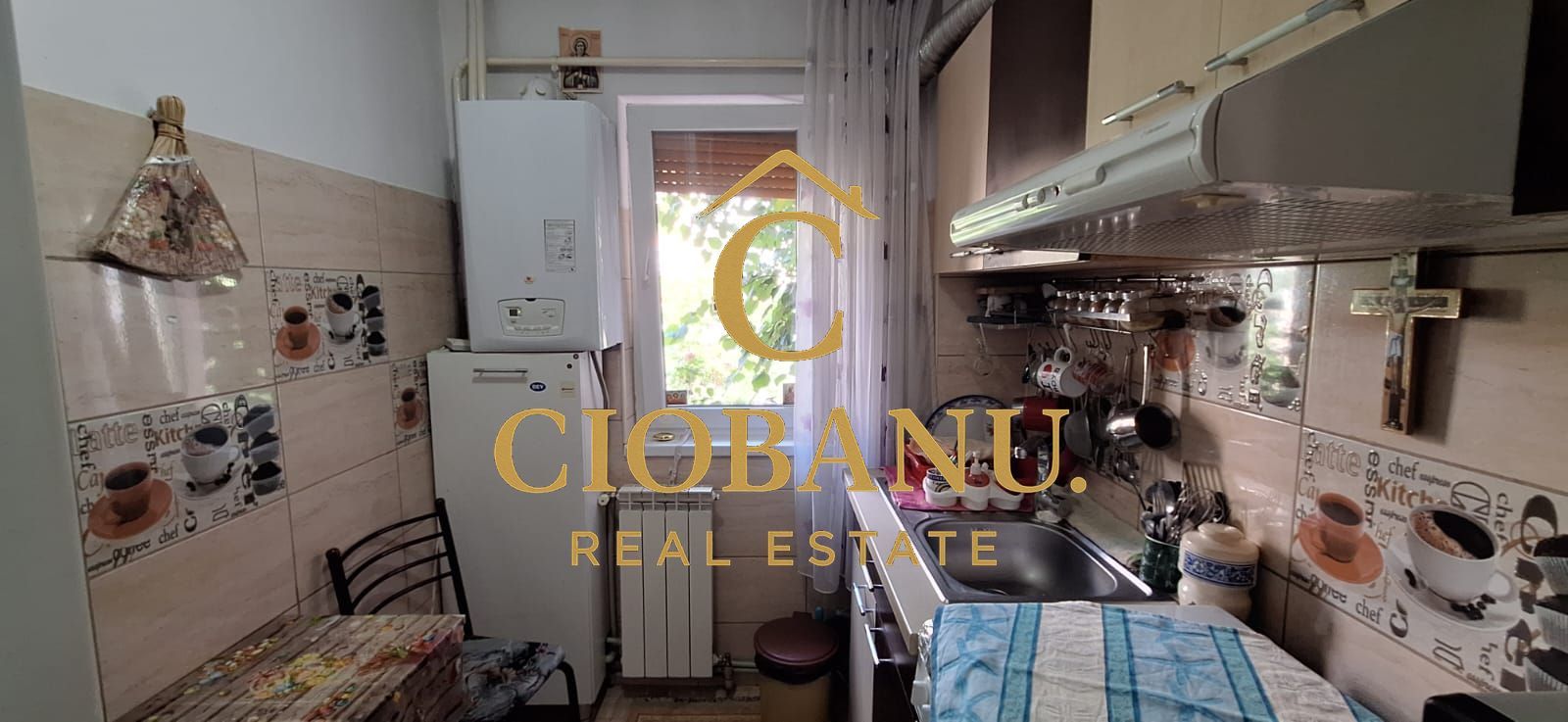 Apartament 3 camere ETAJ 1 de vanzare zona Craiovita Noua - Poză 3